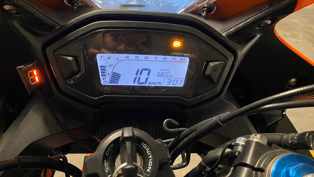لموديلات هوندا CB1300 S/F 03-1 - مراجعة Motorcycle Gear Indicator وسعره